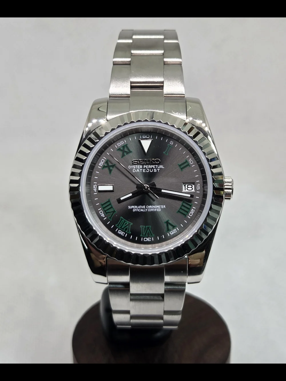 Custom 39mm Automatic Seiko Mod Watch Datejust Wimbledon Dial